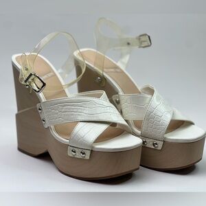 Gianni Bini  platform white wedges clear strap sandals, Size 9 M